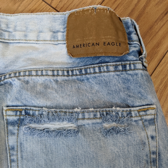 American Eagle distressed jean shorts - Picture 5 of 8